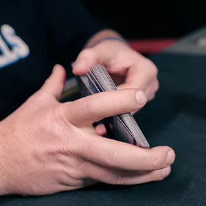 SCALE obal na karty - hladké míchání